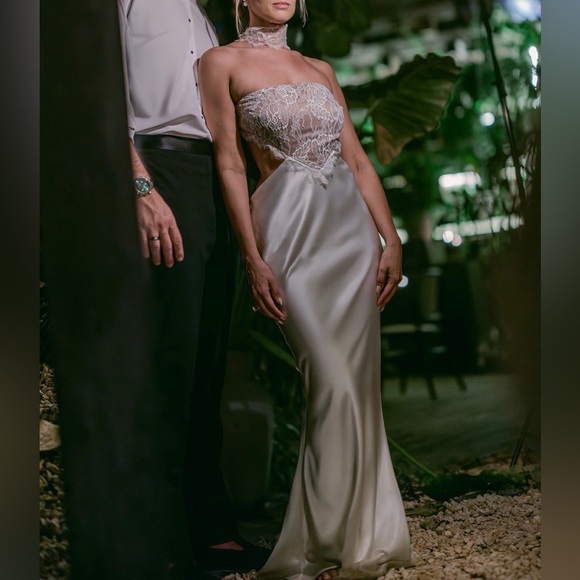 Retrofete Lucie Dress - White Lace-Top Satin Maxi Dress - Picture 4 of 9